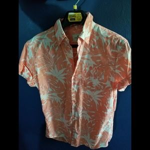 American Eagle short sleeve button down flowers XS